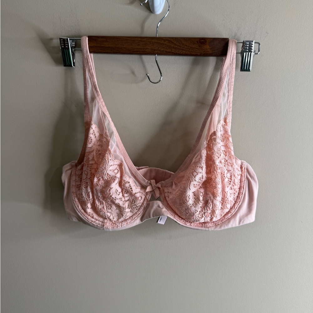 Victoria's Secret Blush Lace Bra unlined Demi size 36d